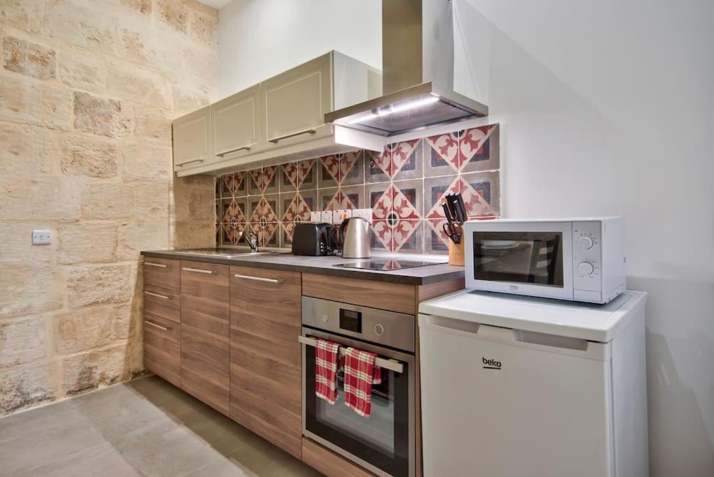 Vallettastay Old Lodge Apartment 4 エクステリア 写真