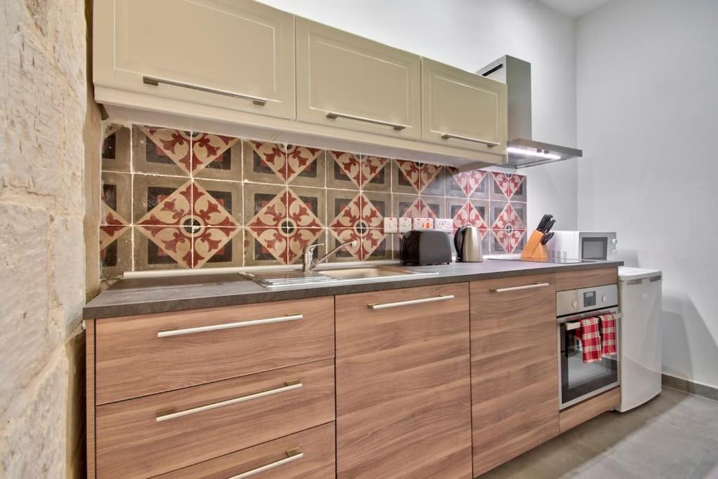 Vallettastay Old Lodge Apartment 4 エクステリア 写真